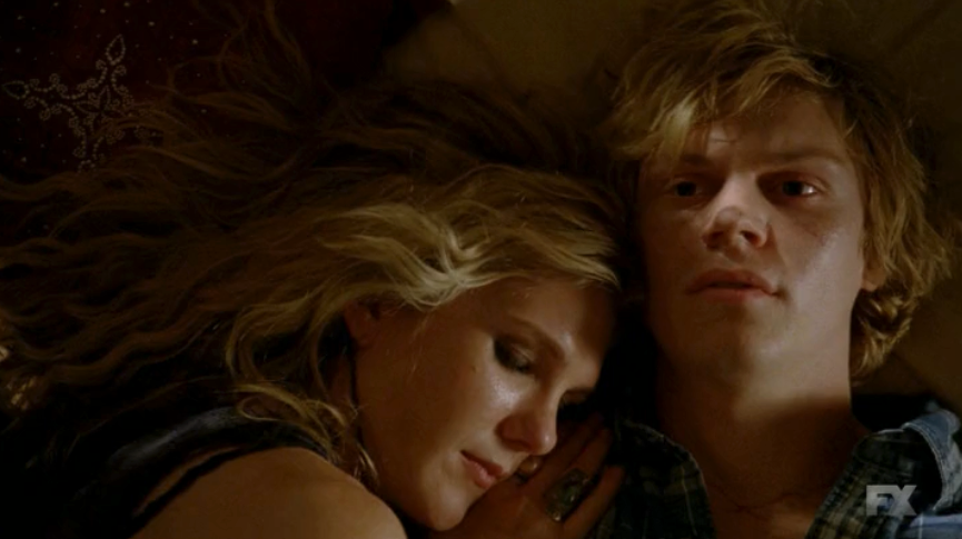 Evan+Peters+Kyle+Spencer+and+Lily+Rabe+Misty+Day+American+Horror+Story+Coven+S03E03+The+Replacements+TAR+3.png