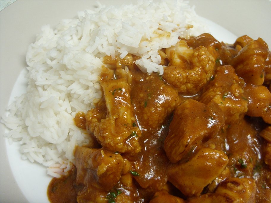 Jenny Eatwell's Rhubarb & Ginger Chicken & Cauliflower Tandoori Curry