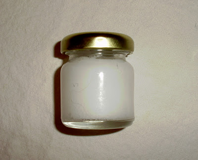 <strong>Fashion News</strong>Fashion Finds**: Homemade Eye Cream
