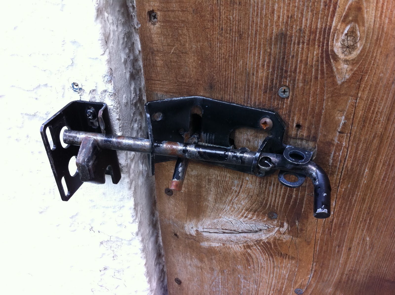 Fixin' For SUCCESS! Broken gate latch SUCCESS!!