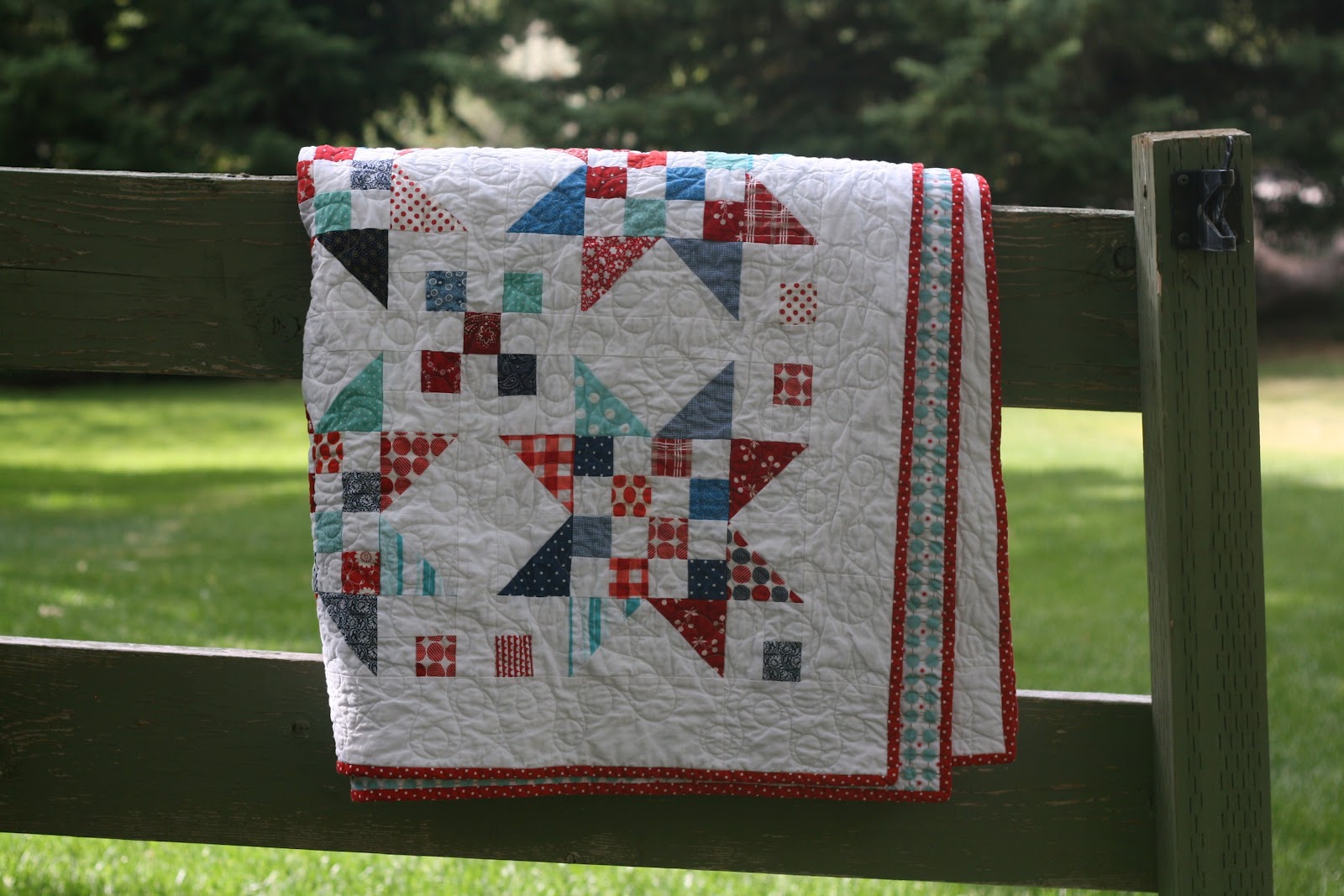 Gigi's Thimble Scrap Jar Stars Quilt {Done}
