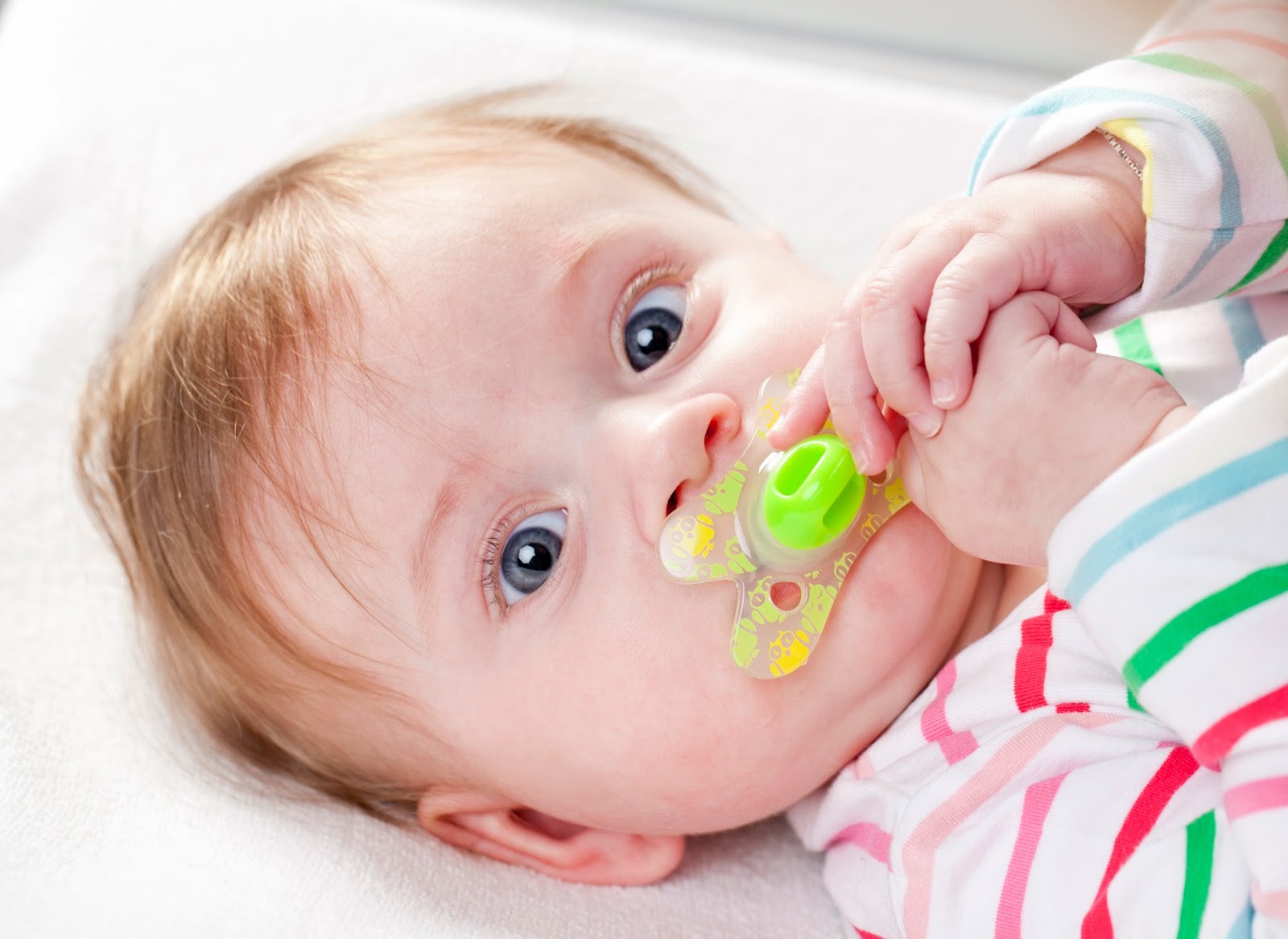 Difrax's Colorful & Trendy 3Stage Orthodontic Pacifiers 