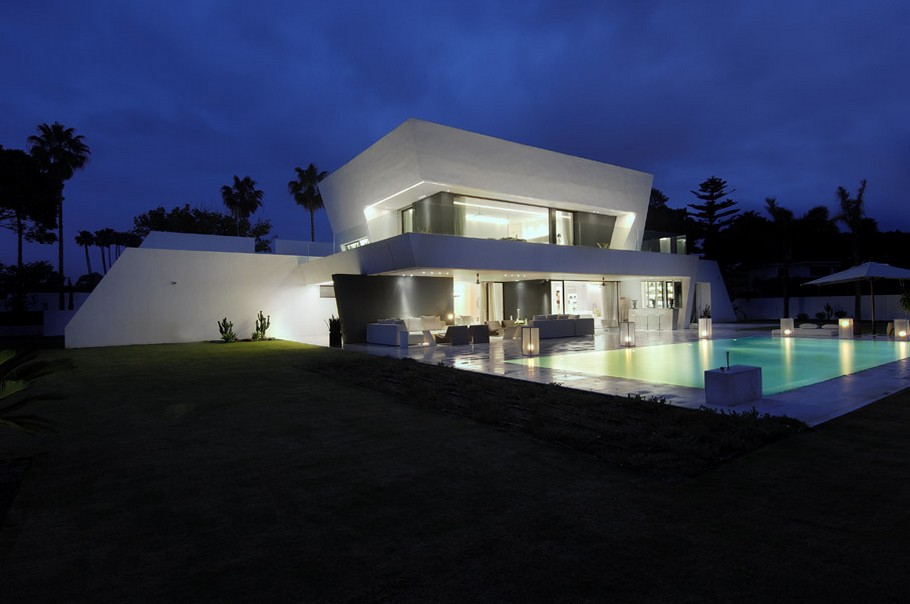 loveisspeed....... Property in Cadiz, Spain by Acero Architects...