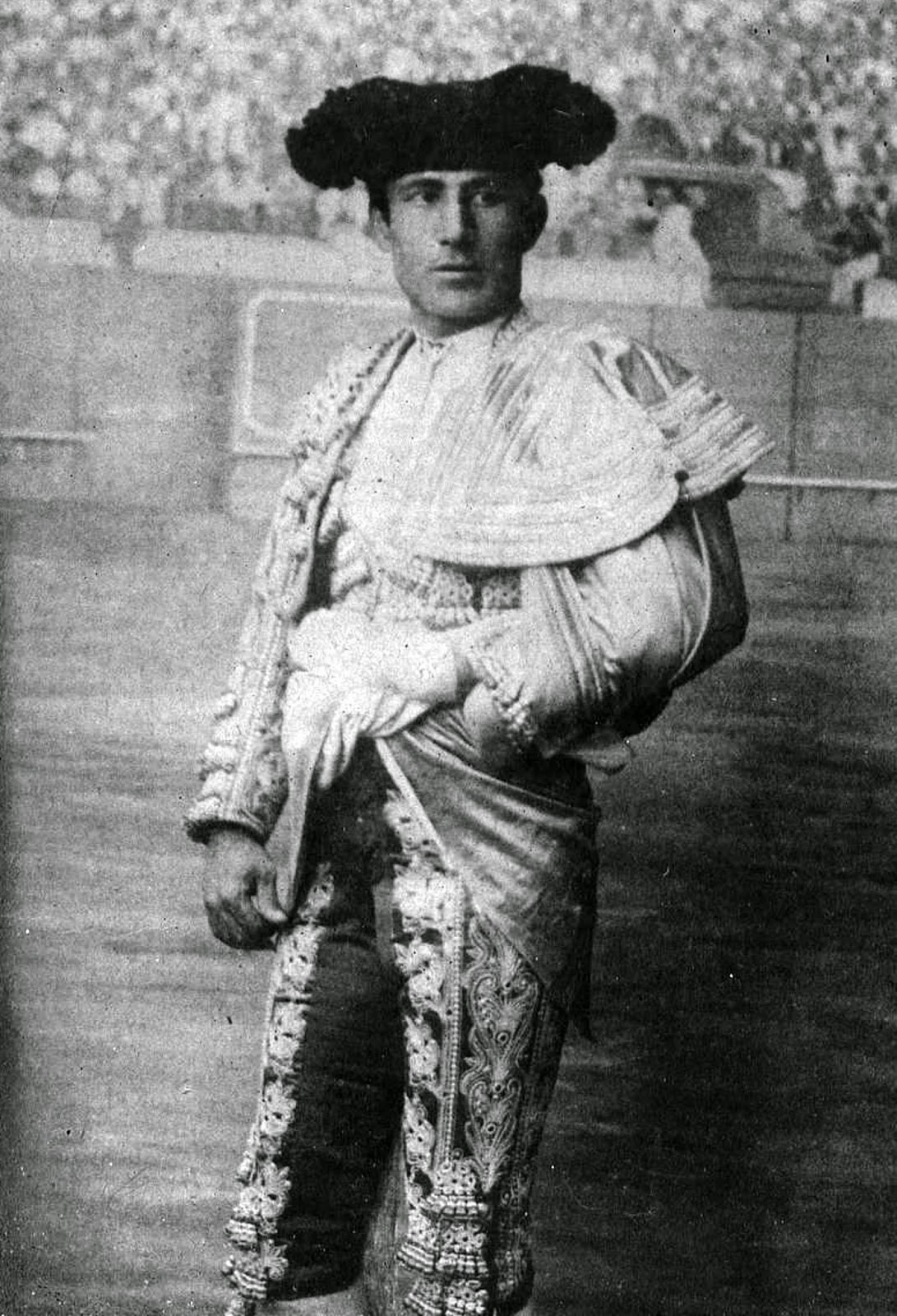 De Hombres,Toros y Caballos: ANTONIO GARCIA "MORENITO"