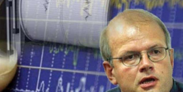 Πολύ ανήσυχος δηλώνει ο Άκης Τσελεντής: «Χρειάζεται μεγάλη προσοχή. Δεν θα με φιμώσει κανένας εισαγγελέας» Πολύ ανήσυχος δηλώνει ο Άκης Τσελεντής: «Χρειάζεται μεγάλη προσοχή. Δεν θα με φιμώσει κανένας εισαγγελέας»