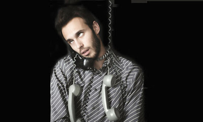 نقره لتكبير أو تصغير الصورة ونقرتين لعرض الصورة في صفحة مستقلة بحجمها الطبيعي