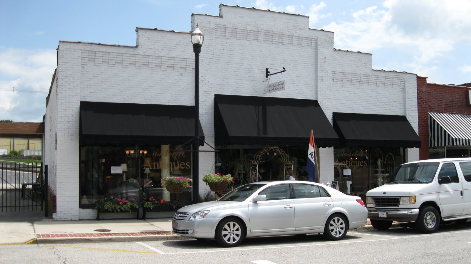 Big Daddy Dave Antiquing in Clinton Tennessee…