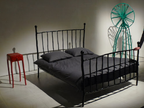 Black Metal Bedroom Furniture
