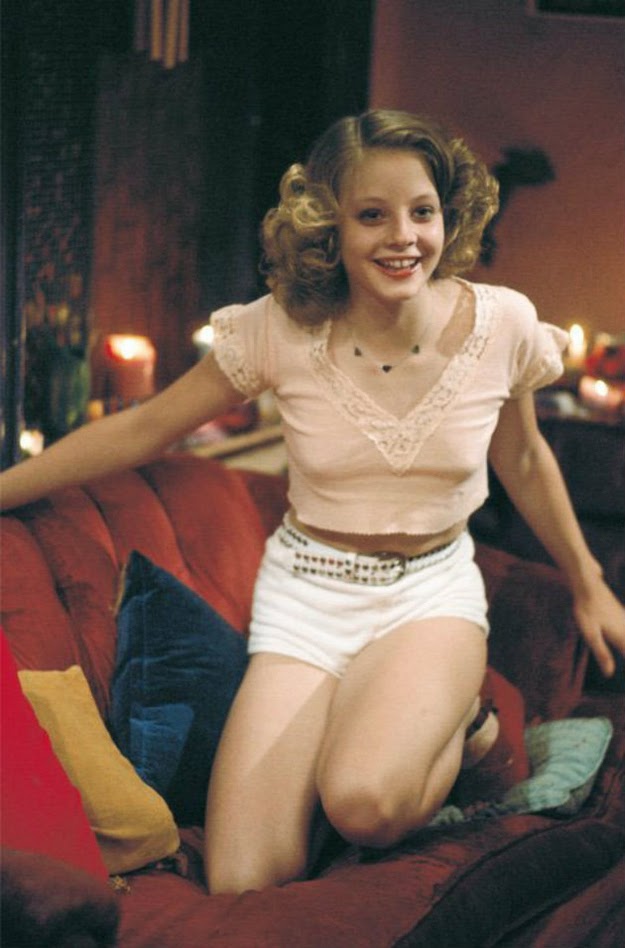 22 Vintage Photos of a Young and Beautiful Jodie Foster on ... Joseph Gordon Levitt Wife