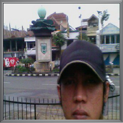 ۩۞۩___________Tugu Apel, Batu (Sept 2010)__________۩۞۩