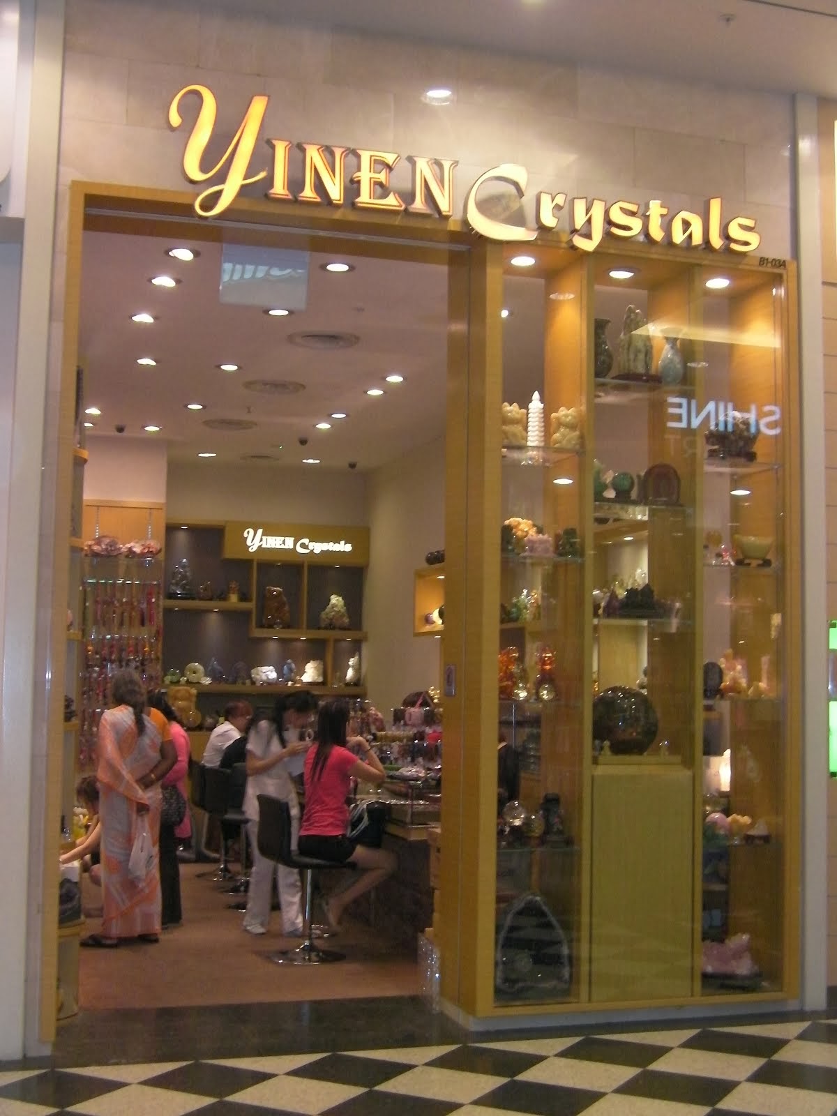 Yinen Crystals Shop at Jurong Point