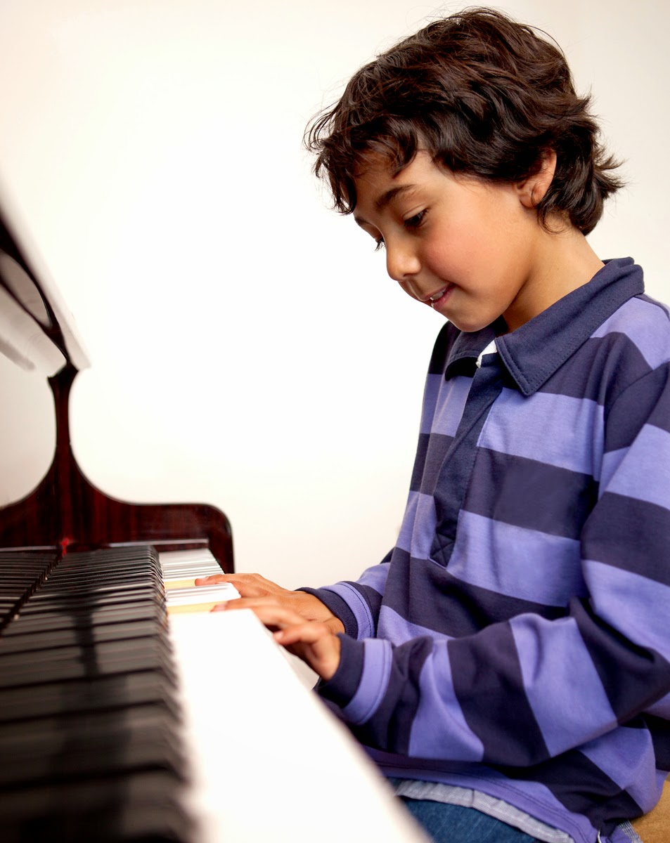 influence of playing the piano on brain essay More about the influence of music on the development perceptual skills and any brain asked 107 3-7 year old children to watch a video of two musicians playing. influence of playing the piano on brain essay More about the influence of music on the development perceptual skills and any brain asked 107 3-7 year old children to watch a video of two musicians playing.