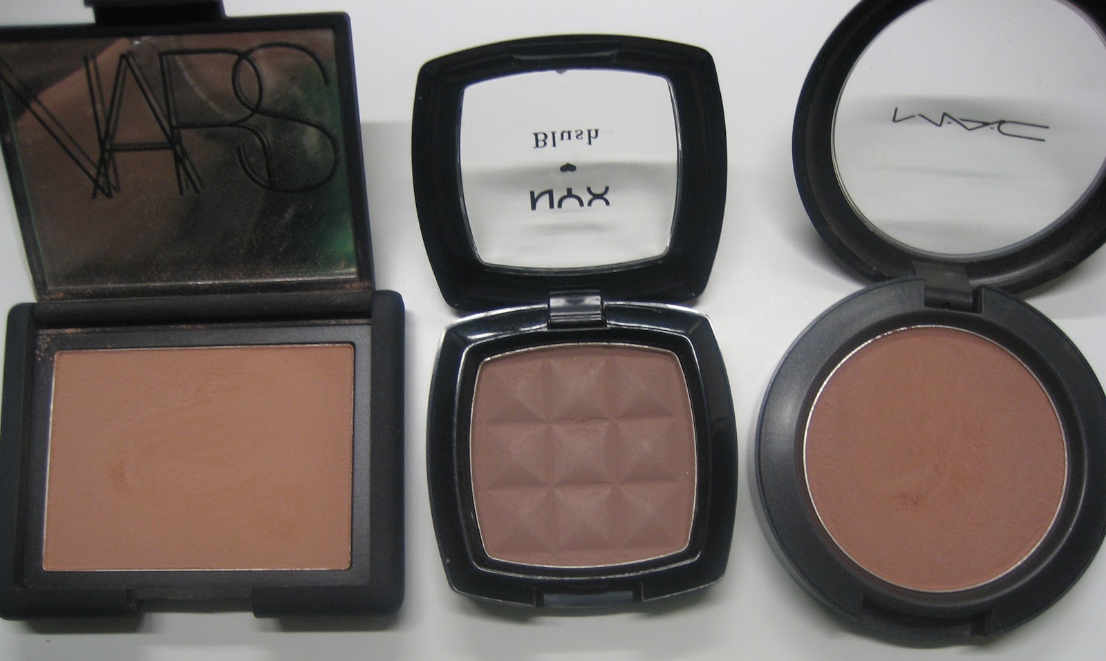 delicate hummingbird. NARS blushes revisited! 12 Zen.