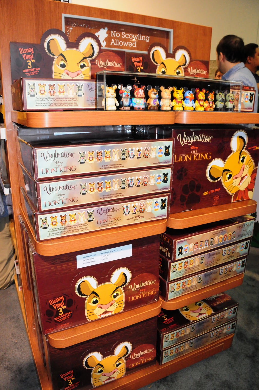 Destination Vinylmation Disney Store Makes Good on Lion King Chaser