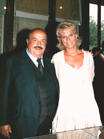 AMORE ROMANTICO: Matrimoni celebri: Maria De Filippi e Maurizio Costanzo