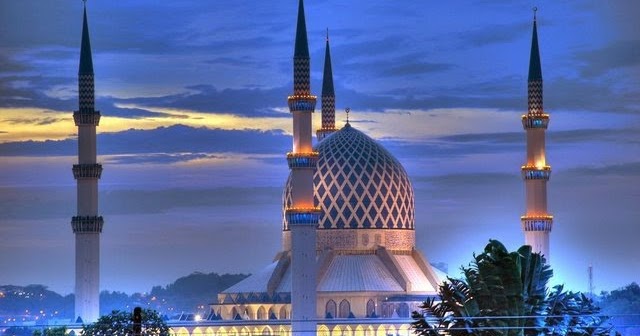 دليل ماليزيا المصور المسجد الأزرق مسجد السلطان صلاح الدين عبد العزيز شاه Sultan Salahuddin Mosque