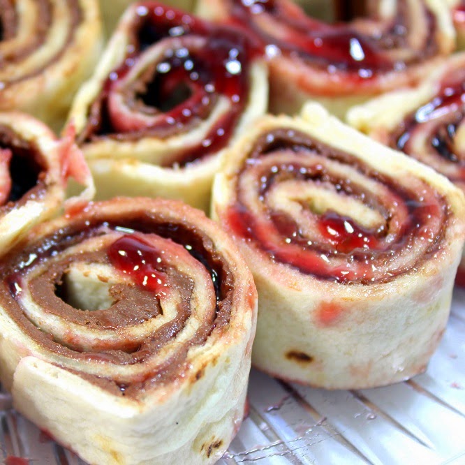 52 Ways to Cook Nutella and Jam RollUps Pinwheel Dessert Snack Sandwiches