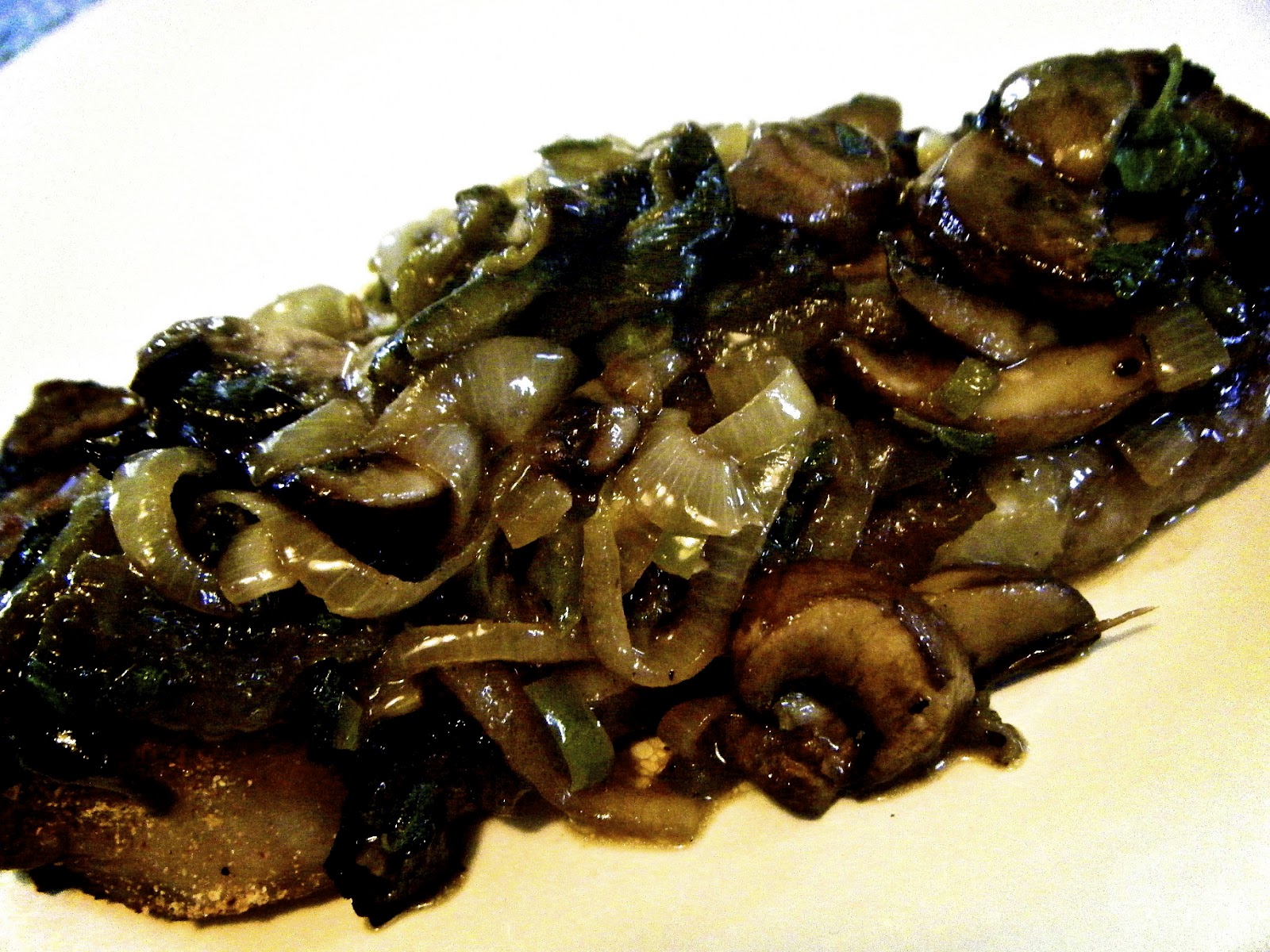 KatieKate's Kitchen Ultimate CharGrilled Steak with Mushrooms