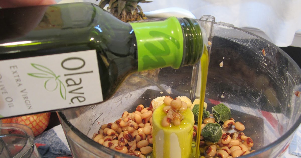 The Full Plate Blog healthy blackeyed pea hummus