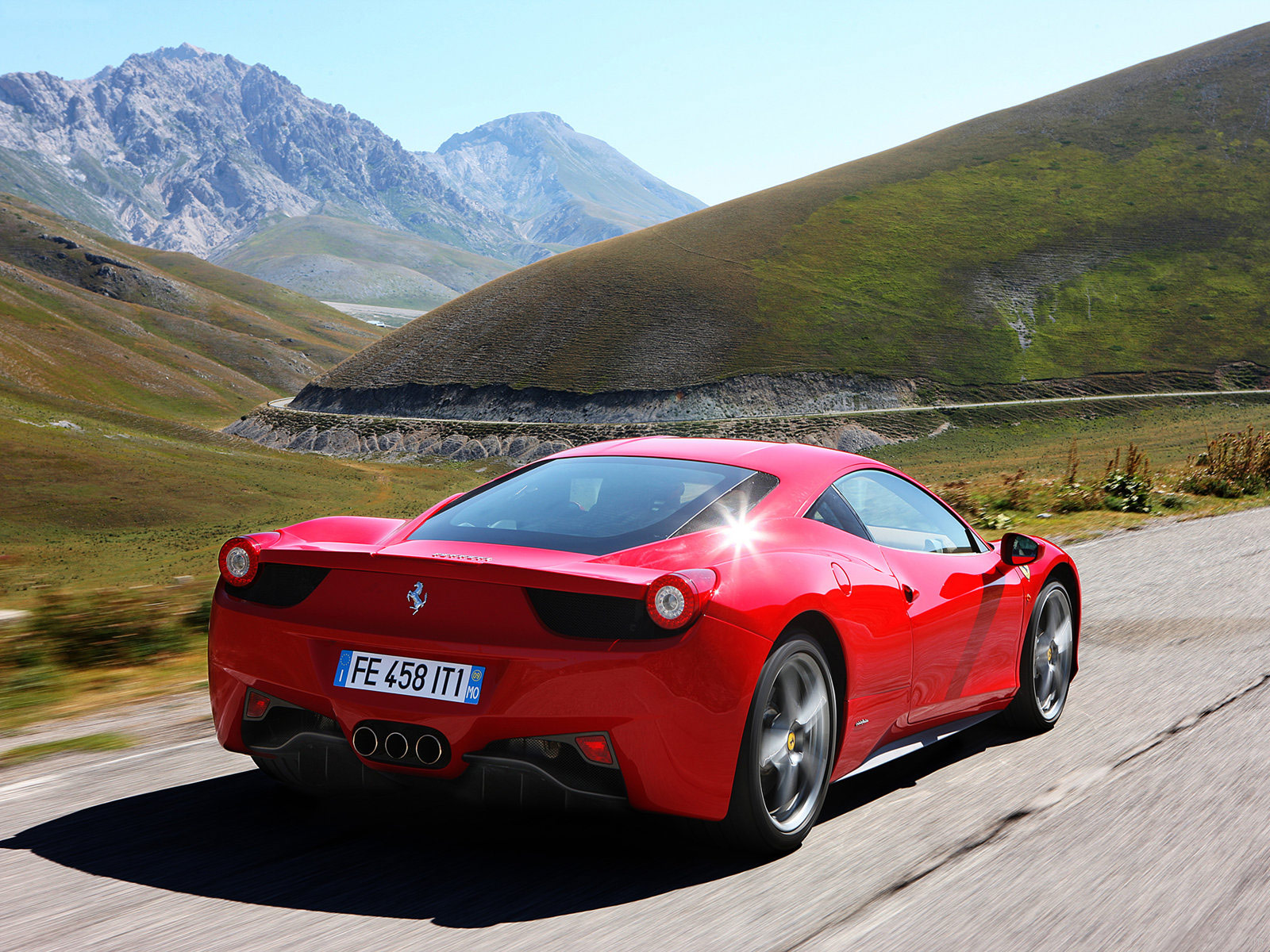 Gambar Mobil Gtc4lusso gambar mobil 458 italia 2011 Gambar Mobil Gtc4lusso gambar mobil 458 italia 2011