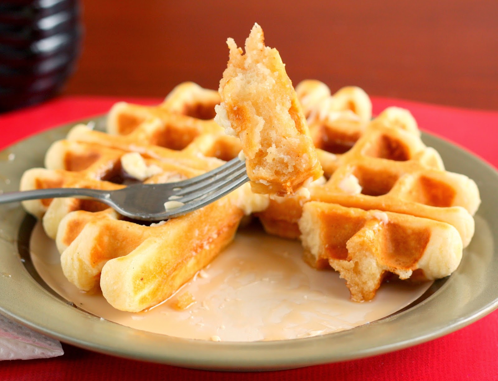 Mangio da Sola Buttermilk Waffles