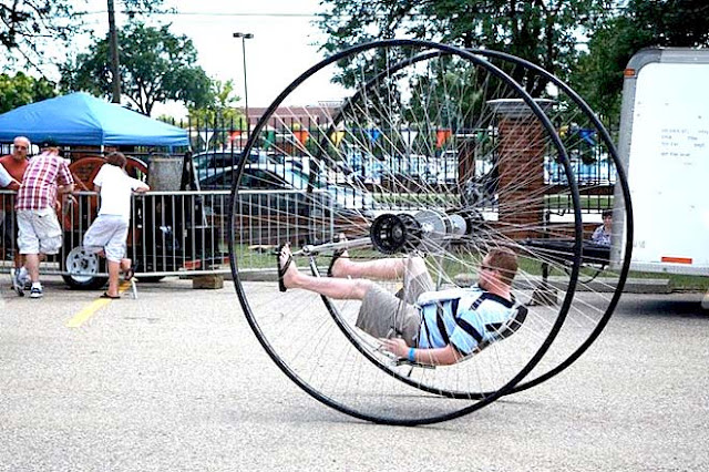 Sepeda Roda Raksasa Gambar Sepeda Unik Dunia