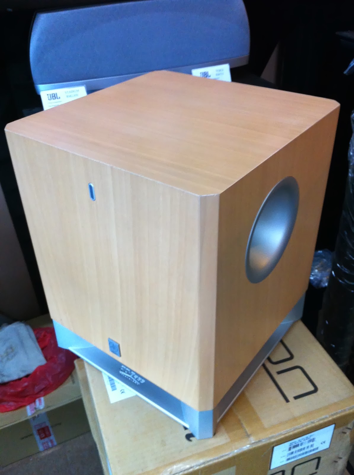 Maxx Audio Visual Yamaha YSTSW225 subwoofer (used)