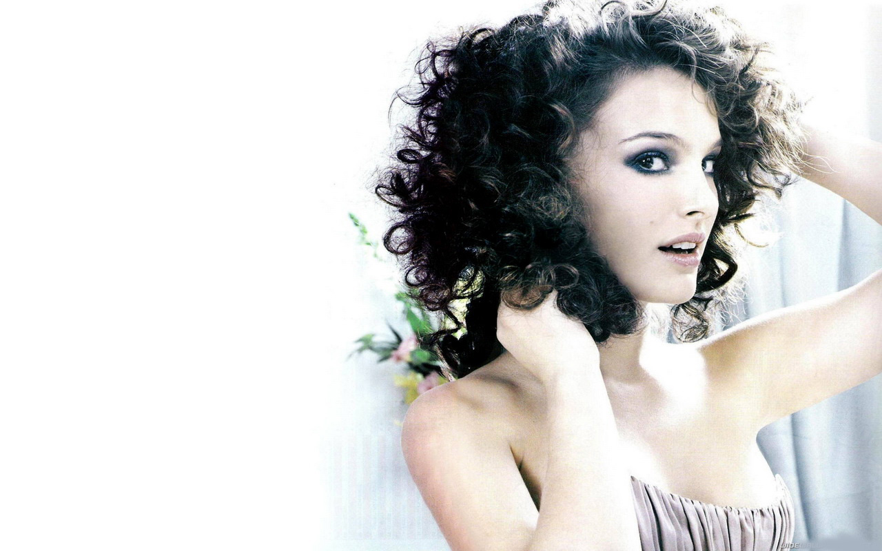 Hollywood Natalie Portman Hot Images Gallery 2013