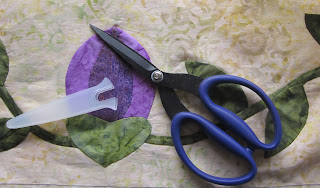Daphne Greig: Product Reviews - Karen Kay Buckley's Perfect Scissors