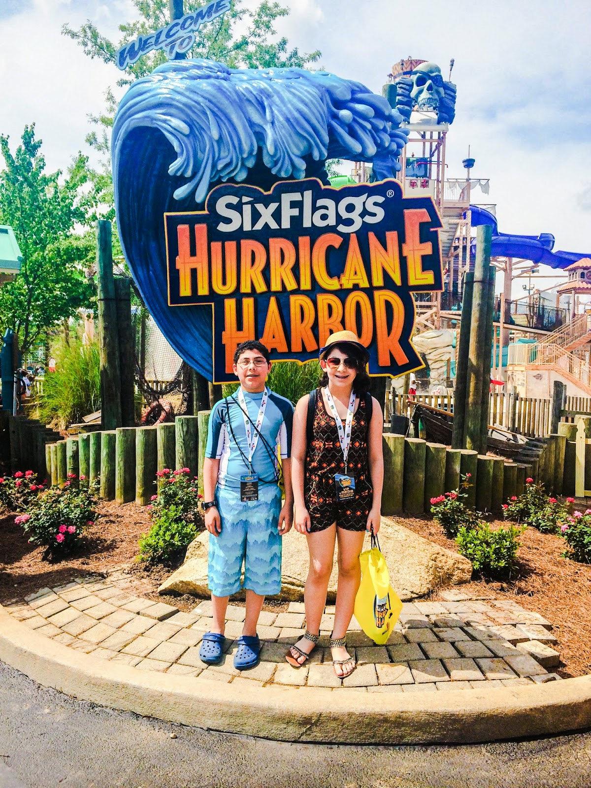 Paradise Island - Hurricane Harbor Phoenix