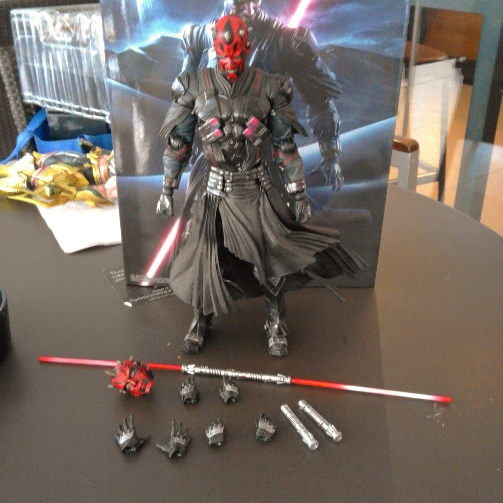 play arts darth maul