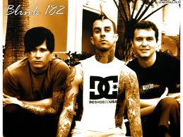 lirik, chord lagu Blink 182_All The Small Things - Teknologi Informasi