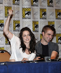 ROB & KRISTEN AT COMIC-CON 2011