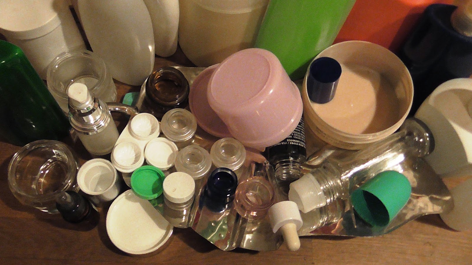 Neli's crafty life Homemade cosmetics containers/Βάζα και μπουκάλια