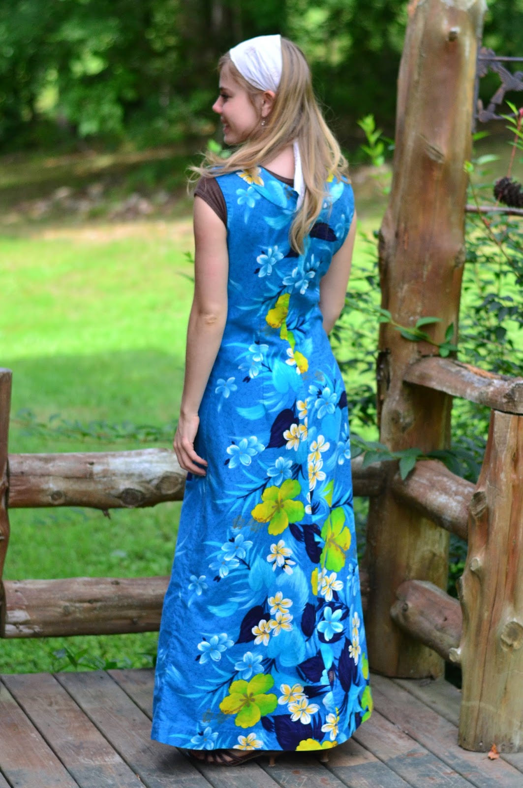 hawaiian dress near me