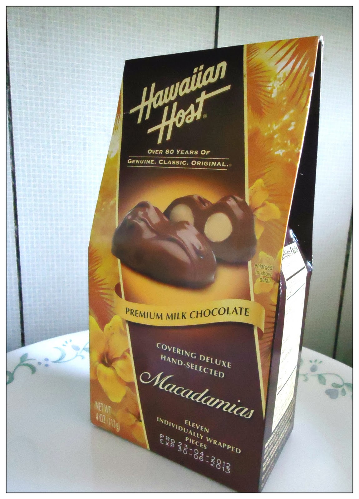 Chocosophy Hawaiian Host Milk Chocolate Covered Macadamias
