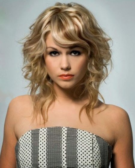 Daily Naive Portraits Side Fringe Hairstyles For Medium Length Hair