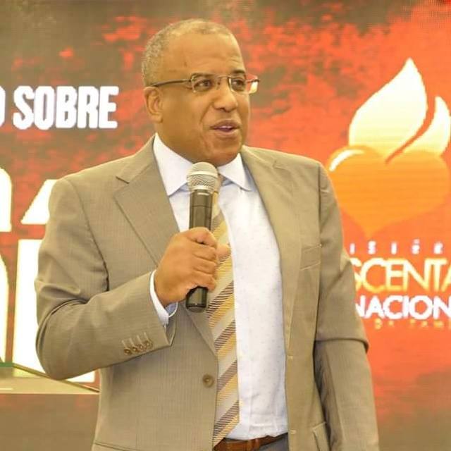 http://www.reviverrepresentacoes.com.br/loja/categories/MENSAGENS/Pr-Marcus-Greg%F3rio/