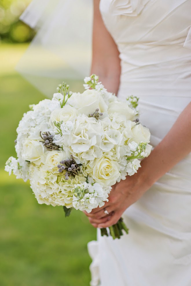 Peonies Quicksand Roses Sweet Peas Lilac Jasmine And Hydrangea