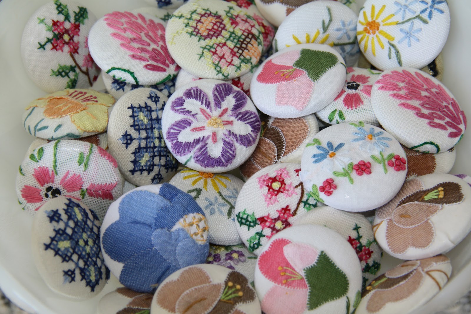 Isa Creative Musings Vintage Linen Buttons...more