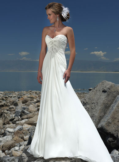 vestidos de boda en la playa | beautiful wedding dresses