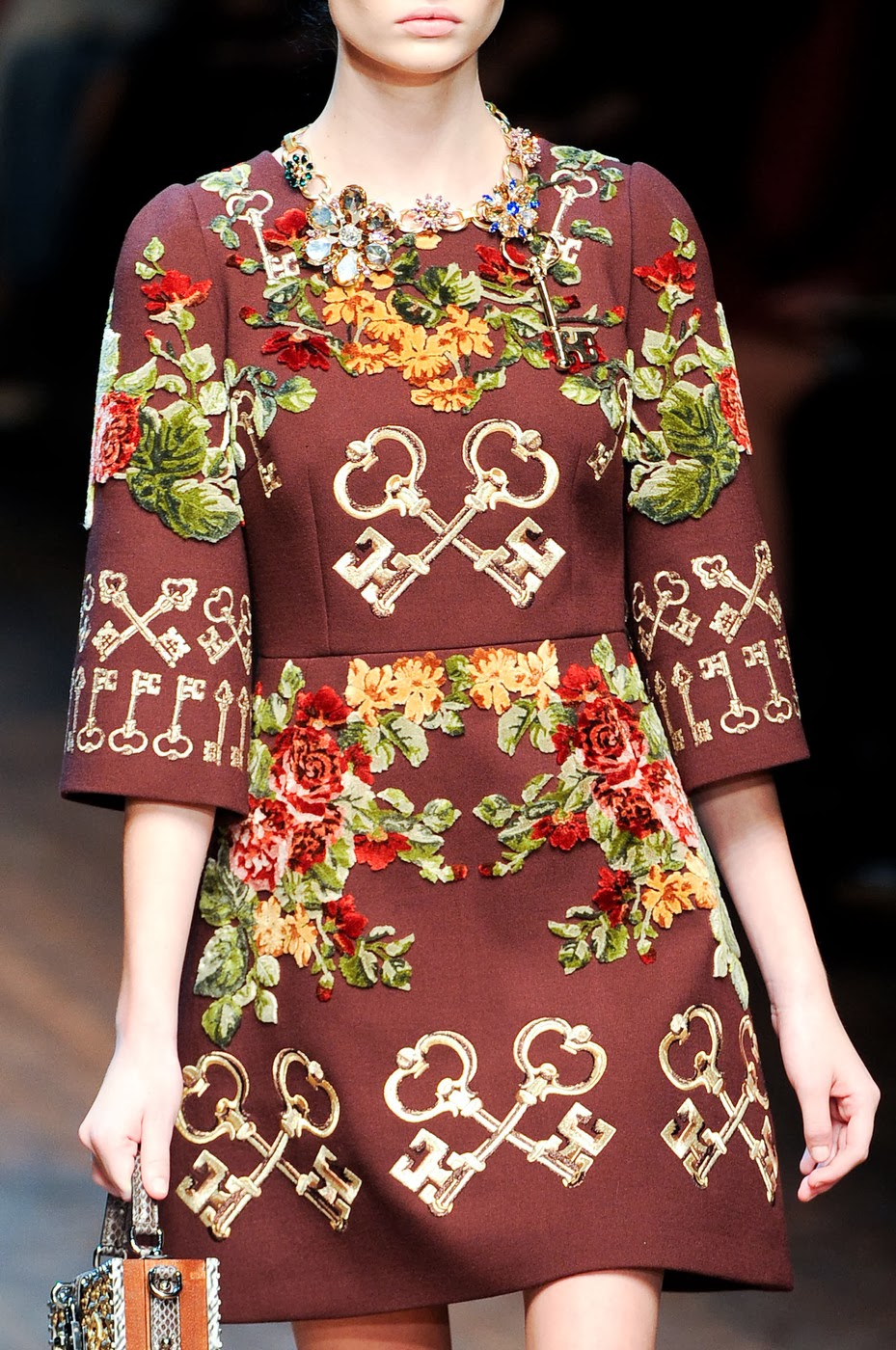 Вышивка от dolce gabbana Вышивка от dolce gabbana