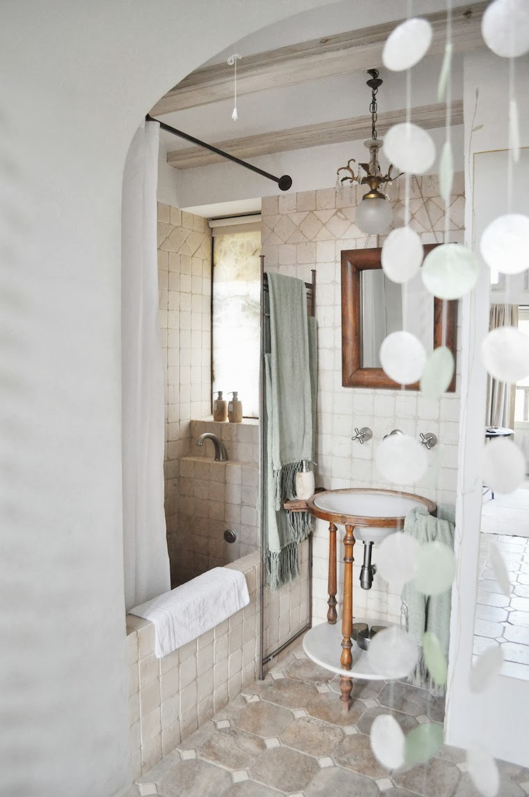 decordemon: Charming Casa Alodia