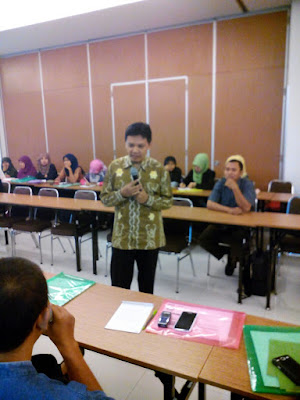 mandiri, aplikasi, koperasi, haji, ekonomi, belajar, karakter, qurban, materi, pertanyaan, profesional, gambaran, terbaik, turunan, syariah, tabungan, penutup, kebaikan 