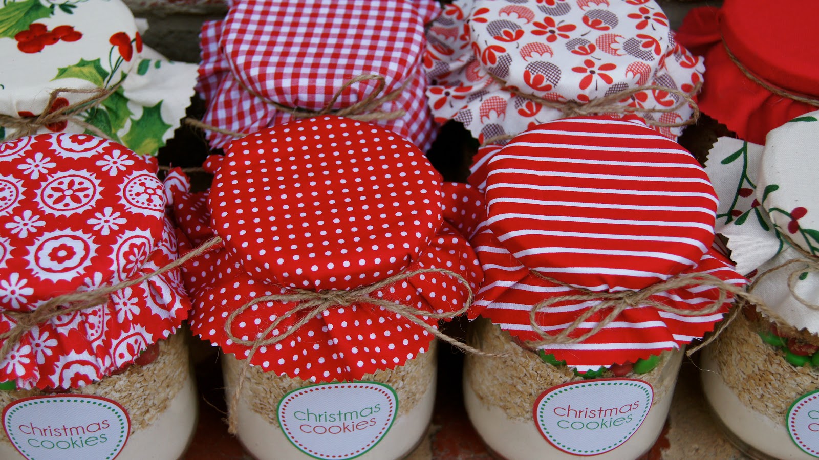 Christmas Cookies in a Jar