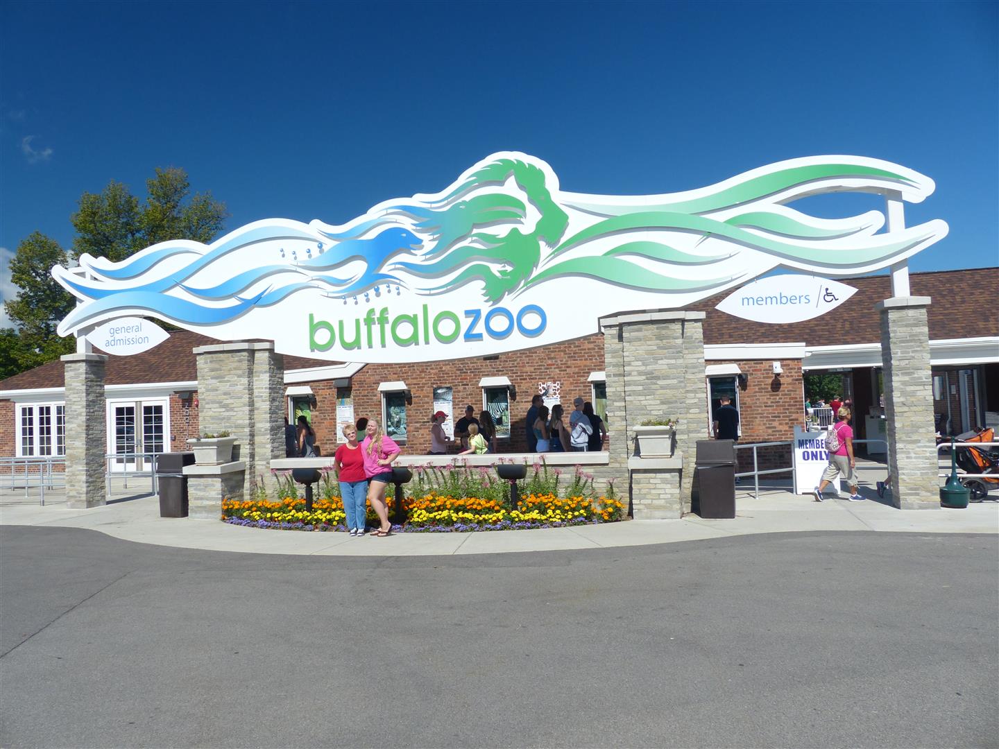 Pop and Meemee on the road Buffalo Zoo and Erie Canal