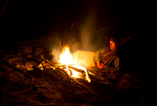 Relaxed beside the waram campfire under thousands of stars