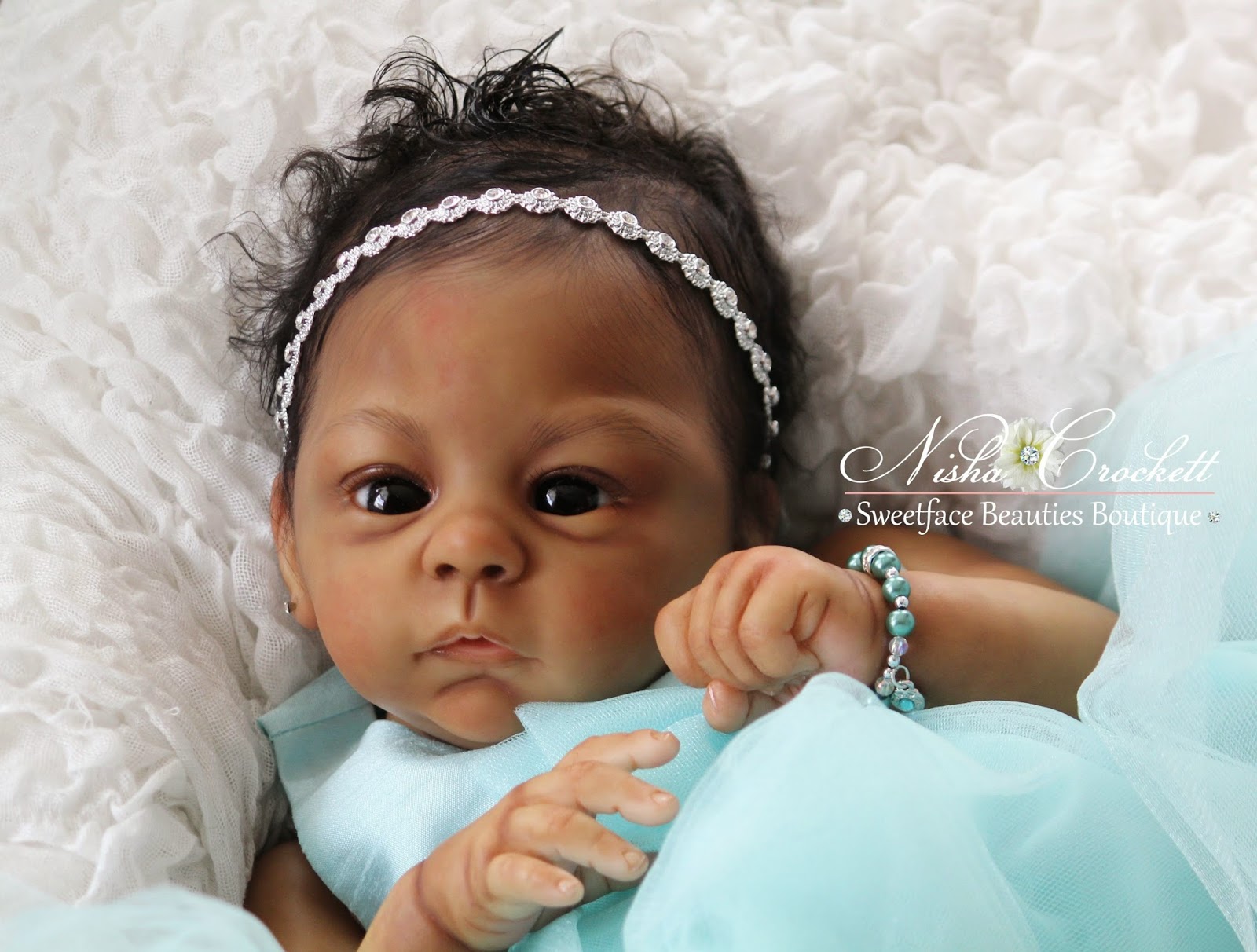 harlow by laura tuzio ross