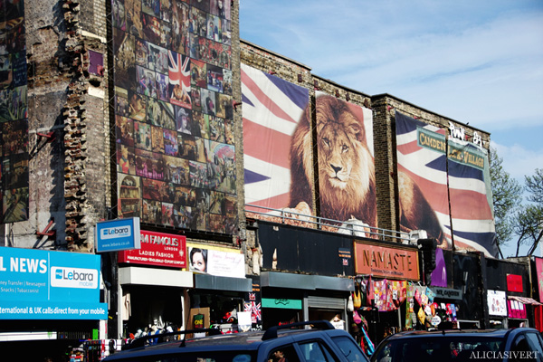 aliciasivert, alicia sivertsson, london med grabbarna, england, camden town, lion, lejon