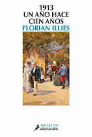 SINOPSIS: 1913: El verano que cambió el siglo 1913 se ha encaramado, contra todo pronóstico, al número uno de las listas de libros más vendidos en Alemania. Escrito por un renombrado periodista cultural, recrea la Europa de hace exactamente un siglo a partir de una original y reveladora combinación de anécdotas, apuntes, citas y extractos de diarios y otros textos de la época. 1913 es un momento de apogeo, un año en el que todo parece posible. Y sin embargo, hay muchos indicios de que se empieza a intuir el declive. En el arte, la literatura y la música ya es evidente que el ser humano ha perdido la inocencia. Proust busca el tiempo perdido, Malevich pinta un cuadrado negro, Stravinski celebra la primavera, Kafka, Joyce y Musil toman el mismo día un café en Trieste... y en Múnich, un pintor de postales austríaco llamado Adolf Hitler vende sus estampas de la ciudad. 1913, el principio y el fin, apogeo y caída. El triunfo y la melancolía se funden, todo es arte. Después del verano de 1913 ya nada será lo mismo. El estilo es elegante y esmerado, el tono, conversacional y con toques de fino humor, y el enfoque, de una experta solidez documental. El libro de Florian Illies revive como ningún otro la magia y la emoción de un momento clave de la historia de la cultura, con múltiples ecos en nuestro comprometido presente. 1913
